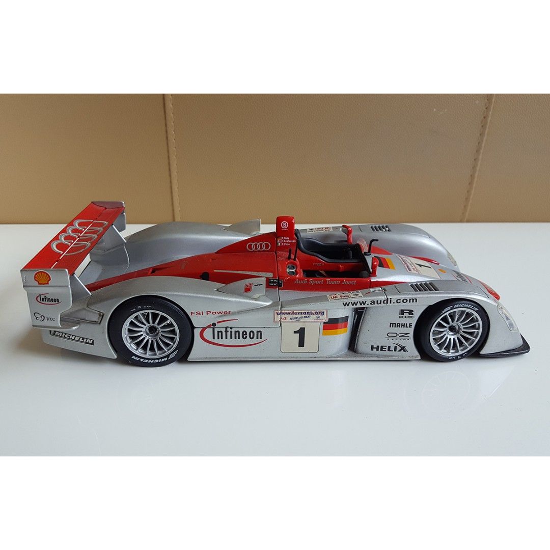 1/18 Infineon Audi R8 Le Mans 2002 by Maisto, Hobbies & Toys