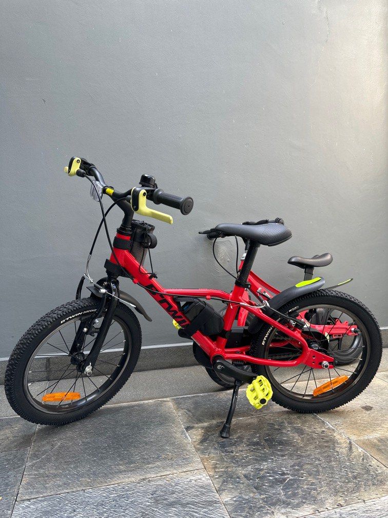 16 BTwin 900 Sports Equipment Bicycles Parts Bicycles on