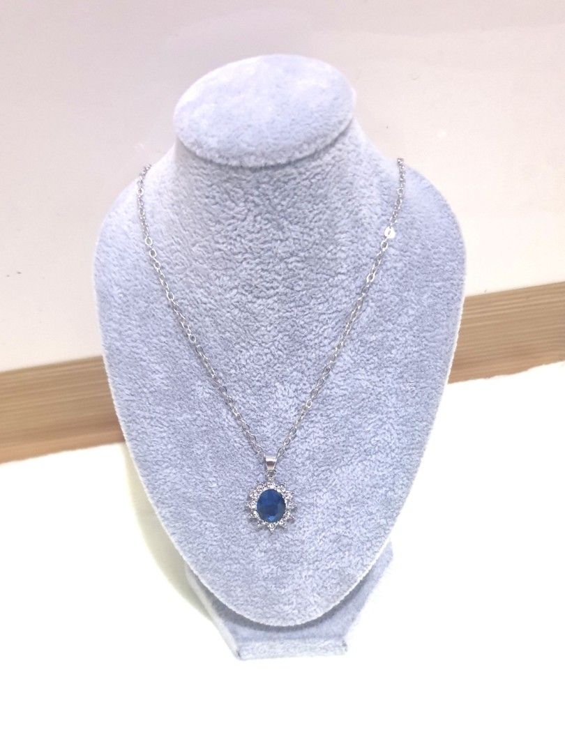 Garnet and sapphire necklace store