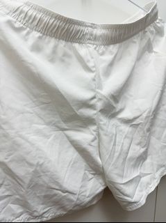純白透氣 網球褲 / 慢跑褲 (M號無內襯、較為透膚)