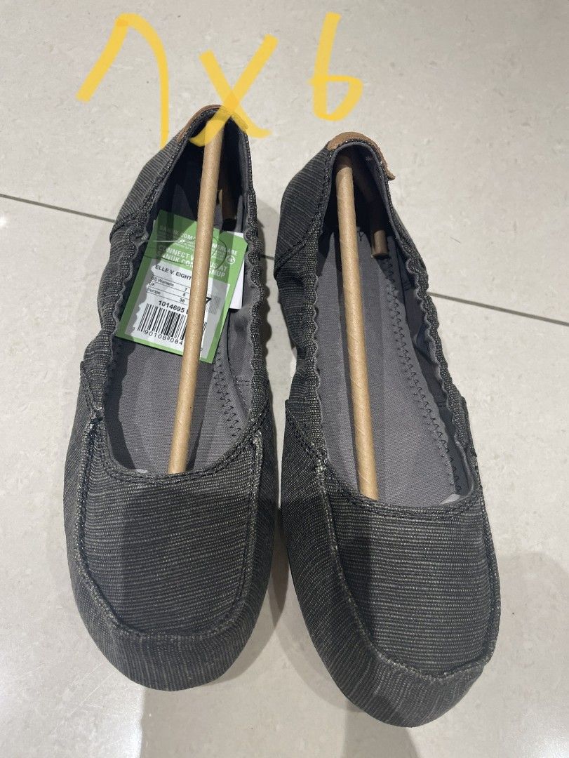Sanuk toms deals