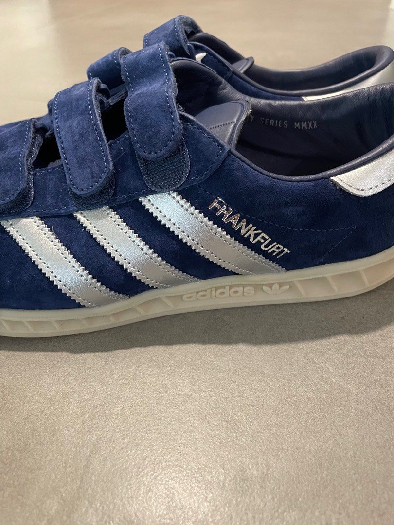 Adidas Frankfurt US9 BRAND NEW