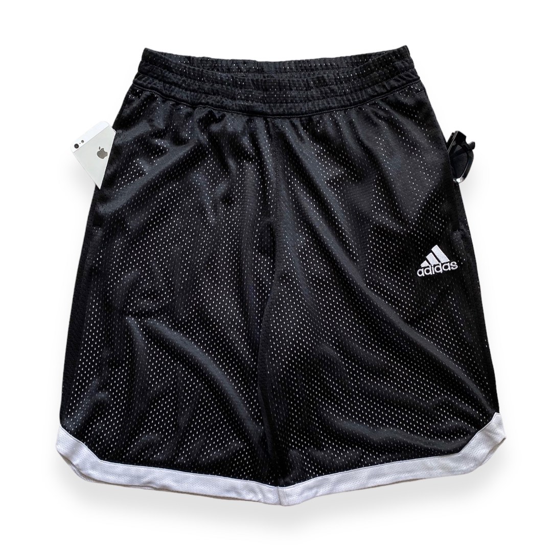 Adidas Mesh Shorts, Olah Raga, Baju Olahraga di Carousell