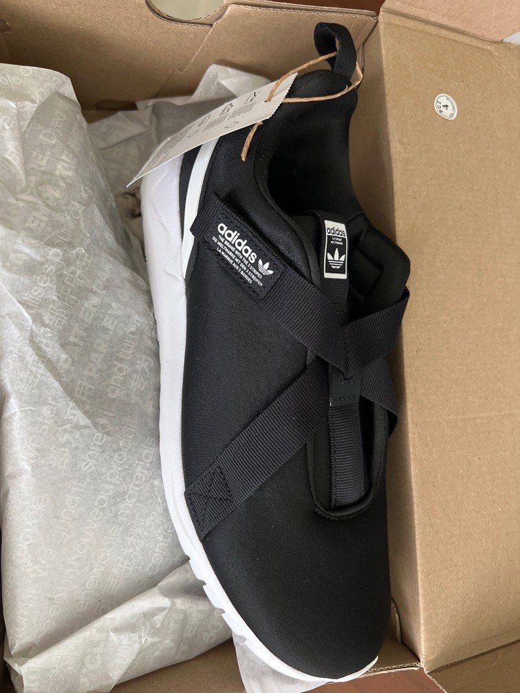 Adidas Originals Flex CF J, Women's Fashion, Footwear, Sneakers on Carousell