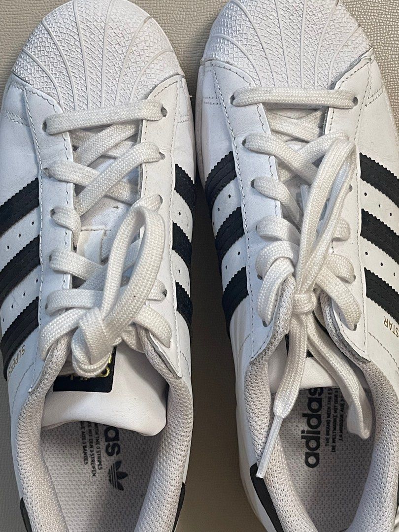 Adidas Superstar (Category: Sneakers) located in Manila. Submitted by samdantis (Listing ID 1239076036, Image 3). Description: US size: 6.5, original price 95 USD. Bought from US, used only once pero size is too big for me and I’m decluttering. If you need more photos, please let me know. No meetups. Mode of delivery: Courier pickup set up by buyer - schedule must be discussed. Mode of payment: bank transfer - BDO, BPI, Metrobank, Maya.