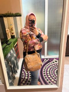 (Kategori: ) berada di . Dikirim oleh punya.meta (ID iklan 1238976270, Gambar 1). Deskripsi: .