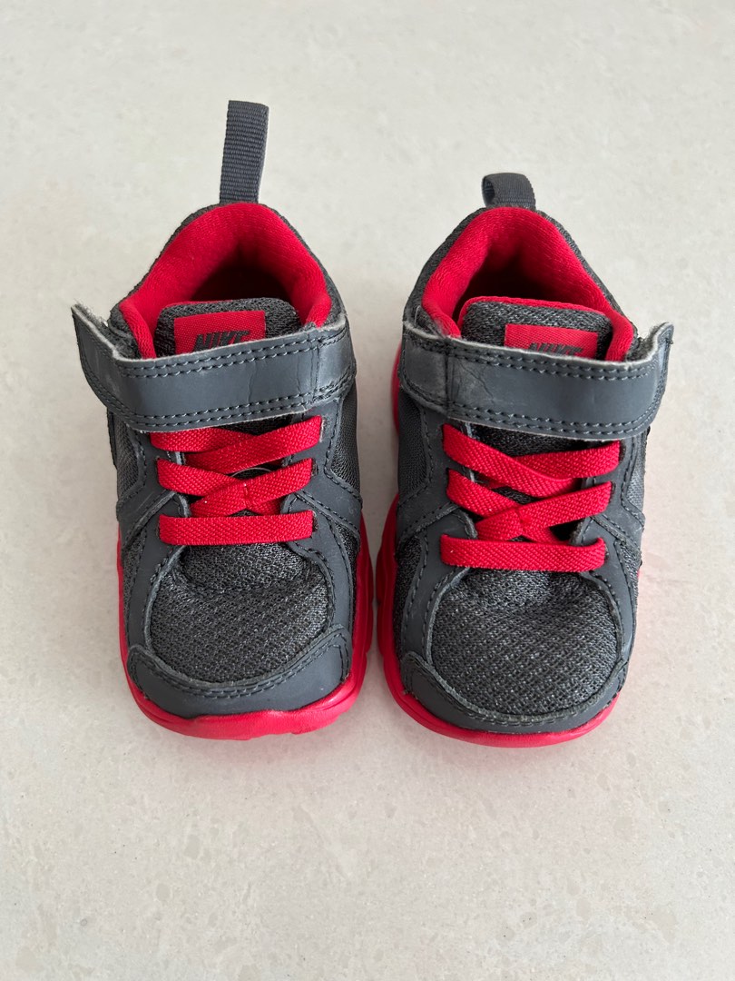 Garanimals baby shoes top