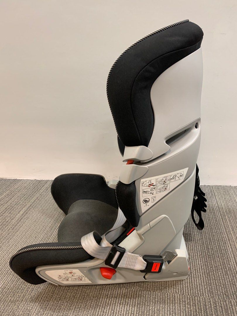 BMW child car seat (iso fix), Car Accessories, Accessories on Carousell
