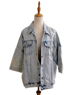 (Category: ) located in . Submitted by stylefigjam (Listing ID 1239136269, Image 1). Description: .