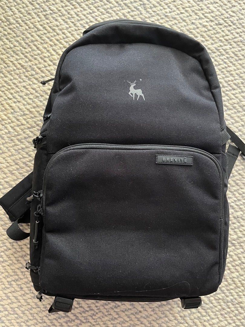 Brevite Jumper Camera Backpack Black, Men's Fashion, Bags, Backpacks