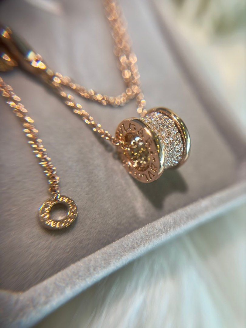 18k Rose Gold Necklace with Diamonds