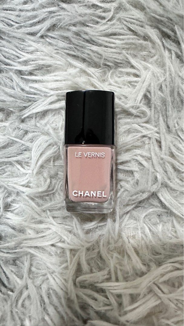 CHANEL NAIL POLISH REVIEW  Chanel LE VERNIS longwear Organdi 504  CHANEL  MANICURE at home  YouTube