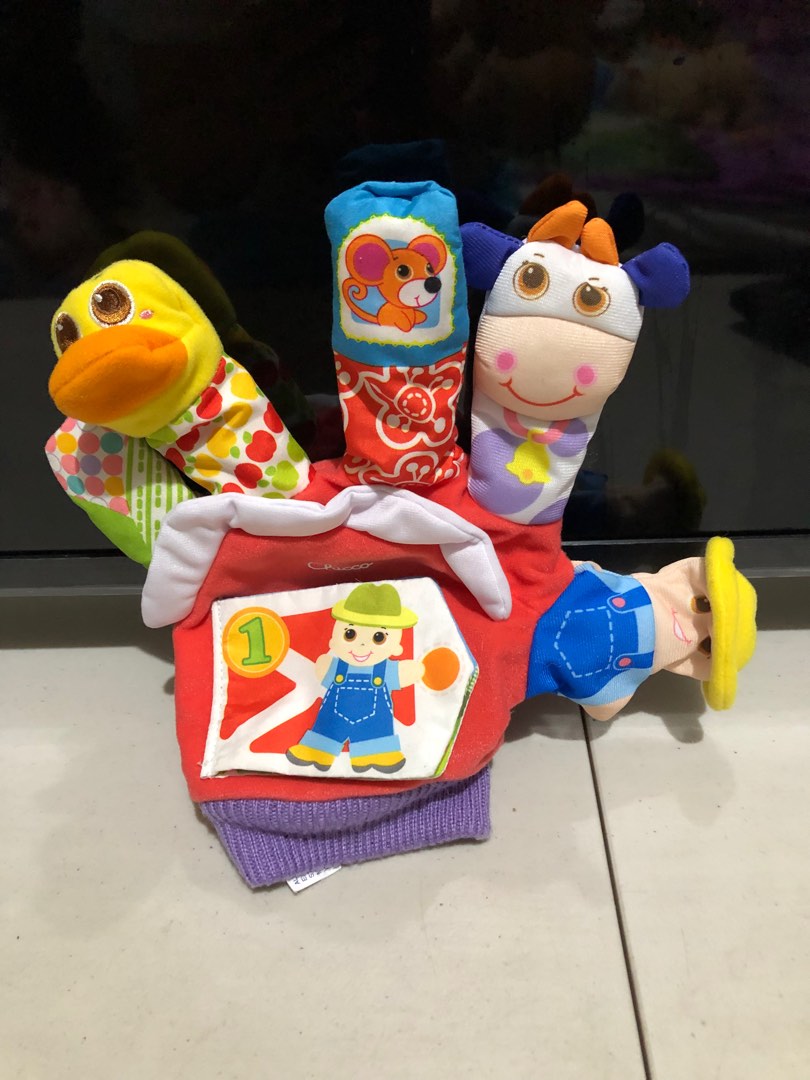 Chicco sales finger puppet