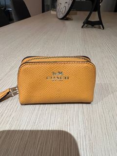 Authentic💯 Coach Heart Coin Purse, Luxury, Bags & Wallets on Carousell