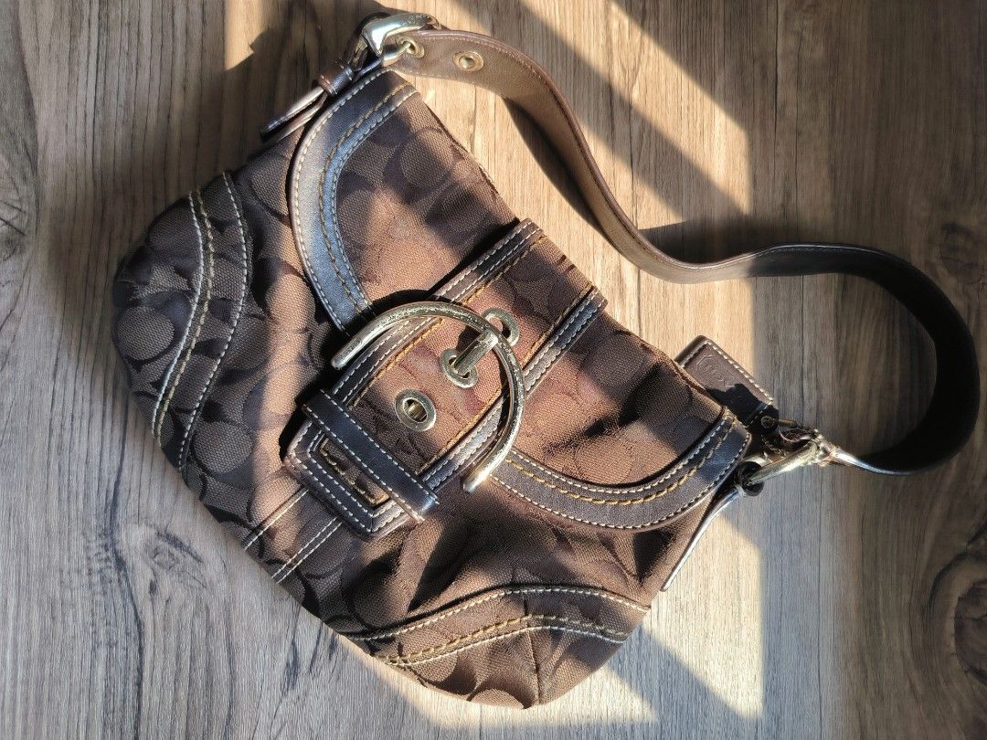 Coach Soho Signature Buckle Flap Small Hobo Bag Preloved Original, Luxury,  Bags & Wallets on Carousell