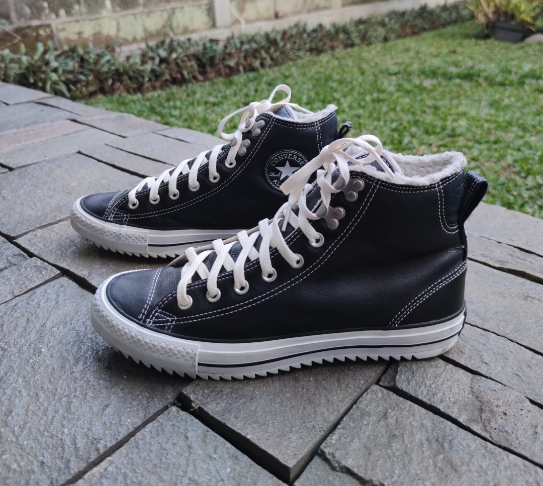 Converse All Star CT City Hiker Black Leather Like New