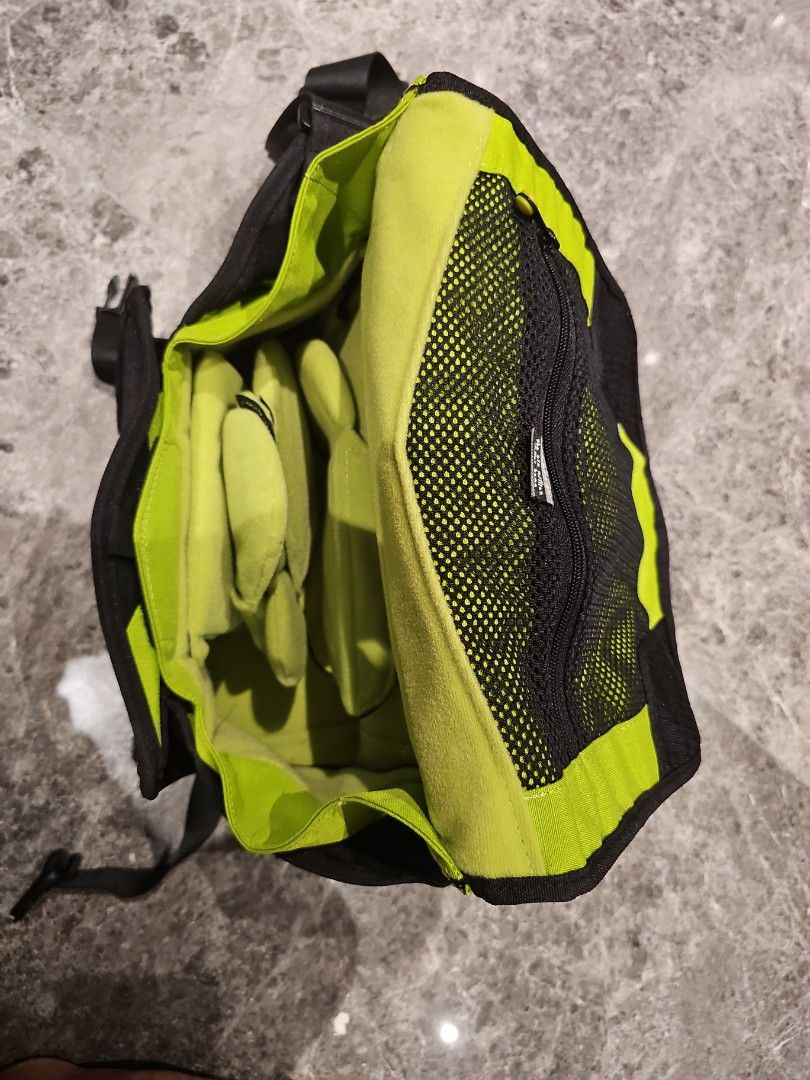 Crumplet Camera Bag (Black/Lime Green), Photography, Photography