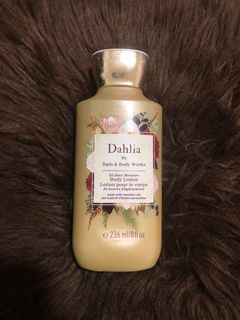 (Category: ) located in . Submitted by preloved_skincare (Listing ID 1239041305, Image 1). Description: .