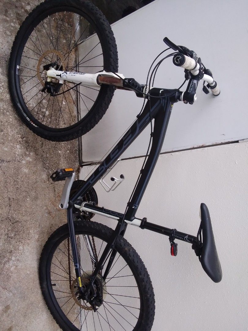 Felt mountain bike series Q 220 15.5