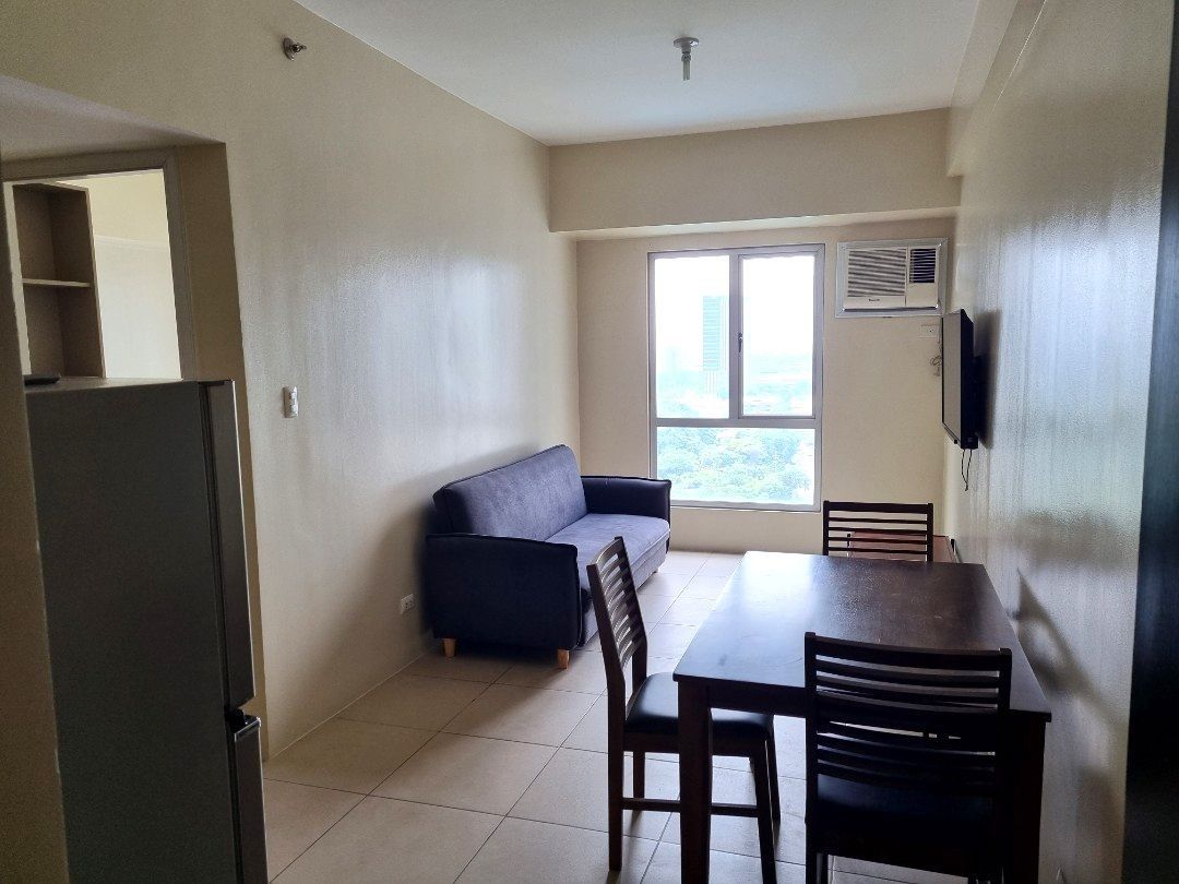1 Bedroom and Studio Units with Parking For Rent at VERTIS NORTH at