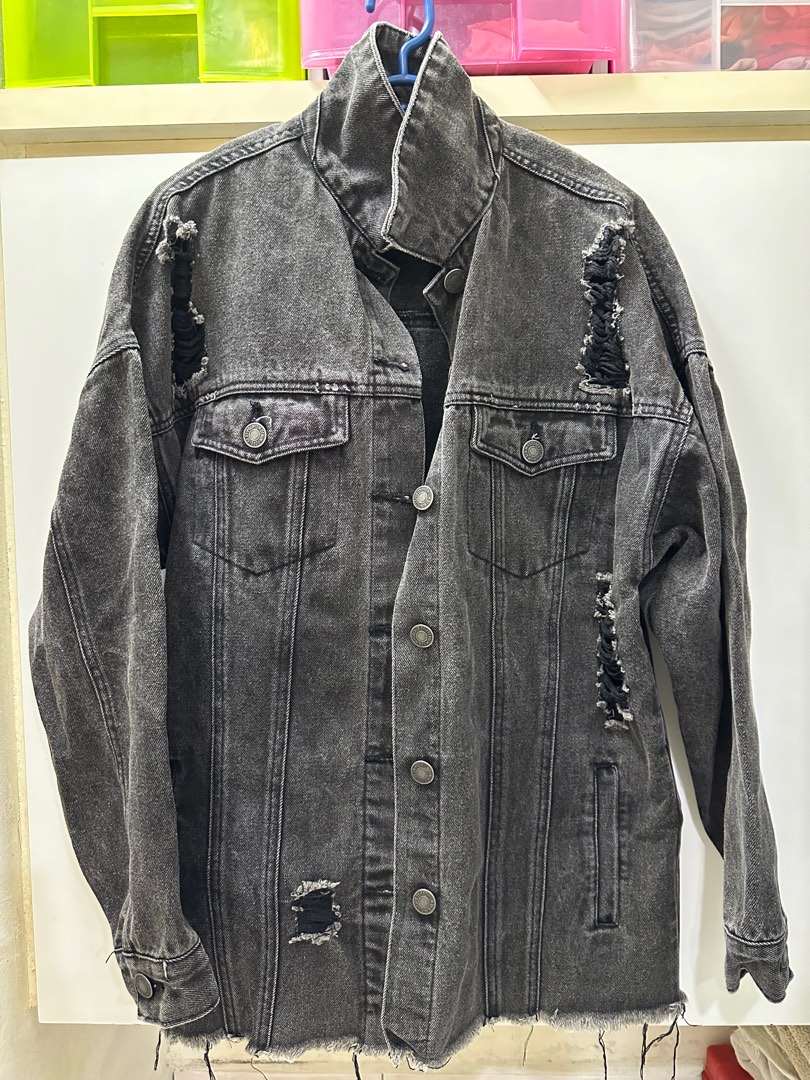 Ripped jean jacket best sale forever 21