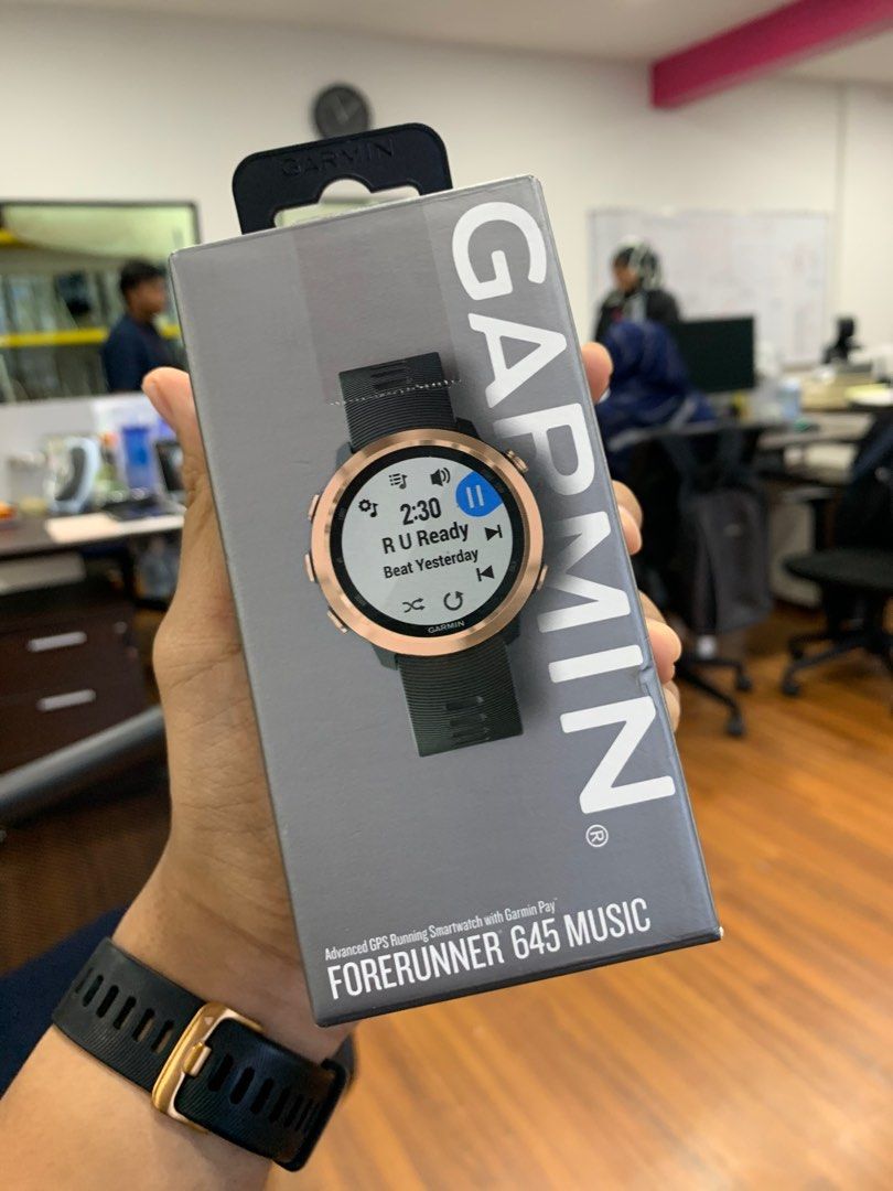GARMIN FORERUNNER 645 music Men s Fashion Watches Accessories
