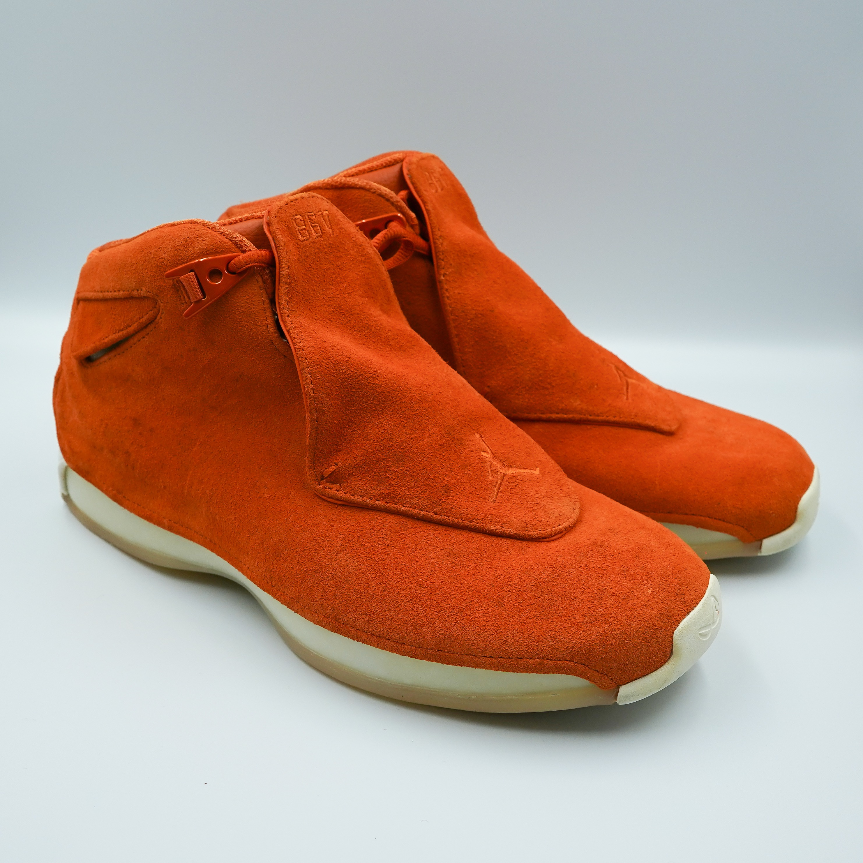 Retro 18 orange suede best sale