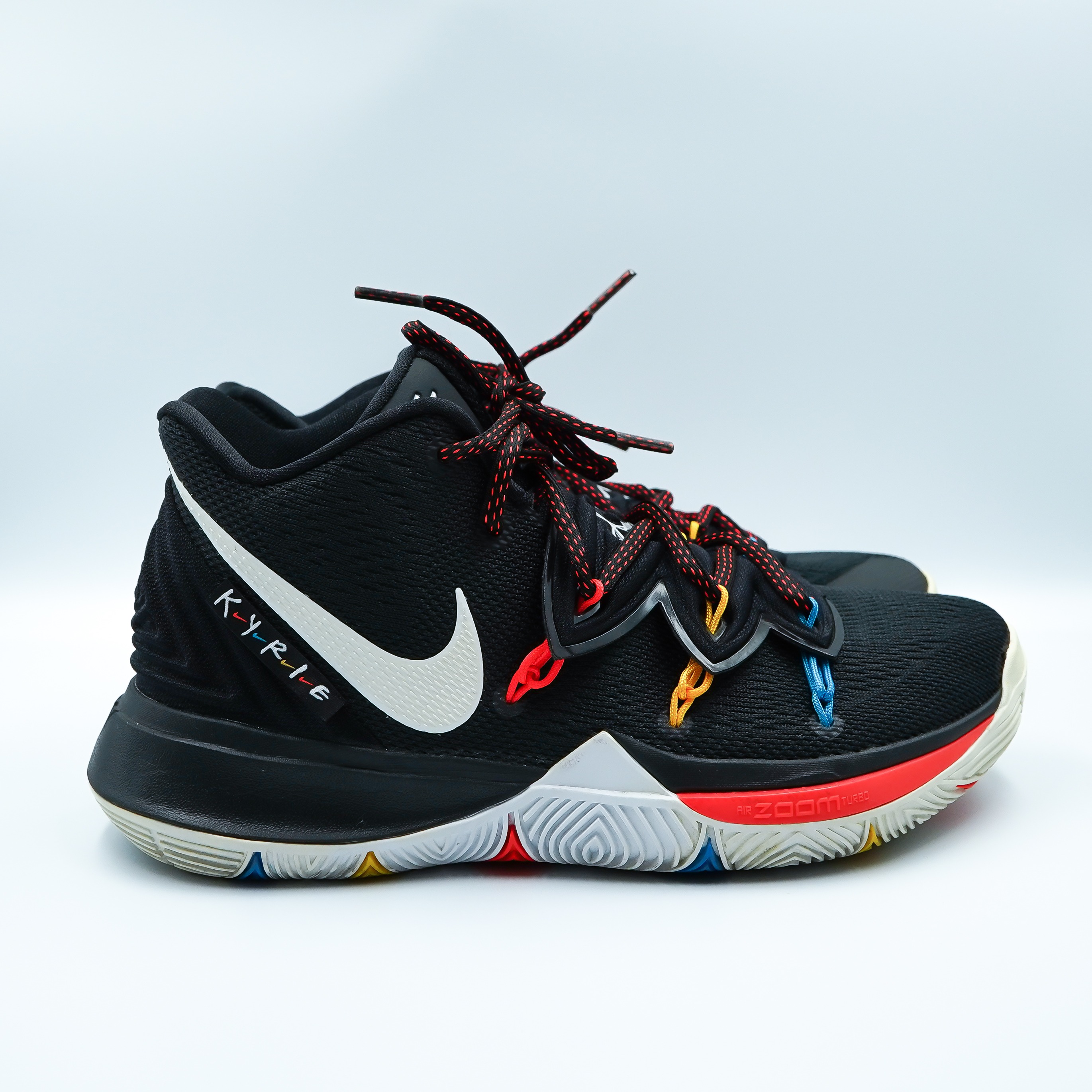 Nike kyrie 5 friends release date discount