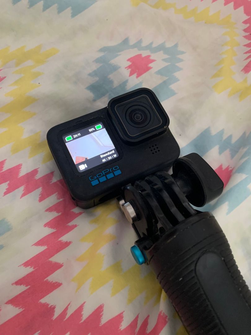 GoPro Hero 10 (Category: Video Cameras) located in Manila. Submitted by slooch (Listing ID 1239022318, Image 2). Description: GoPro Hero 10, super hardly used (twice only on vacation), all working/ nothing to fix, with complete accessories (case, original stand, 3-Way Grip, 2 extra batteries). Best deal and unit on Carousell..