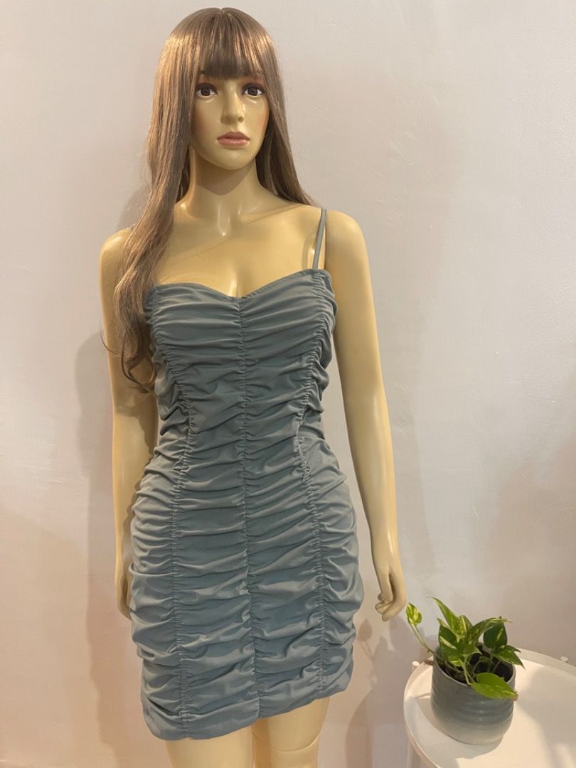 champagne sequin bodycon dress Champagne Sequin Keyhole Backless Fitted Cocktail Dress – Modsele
