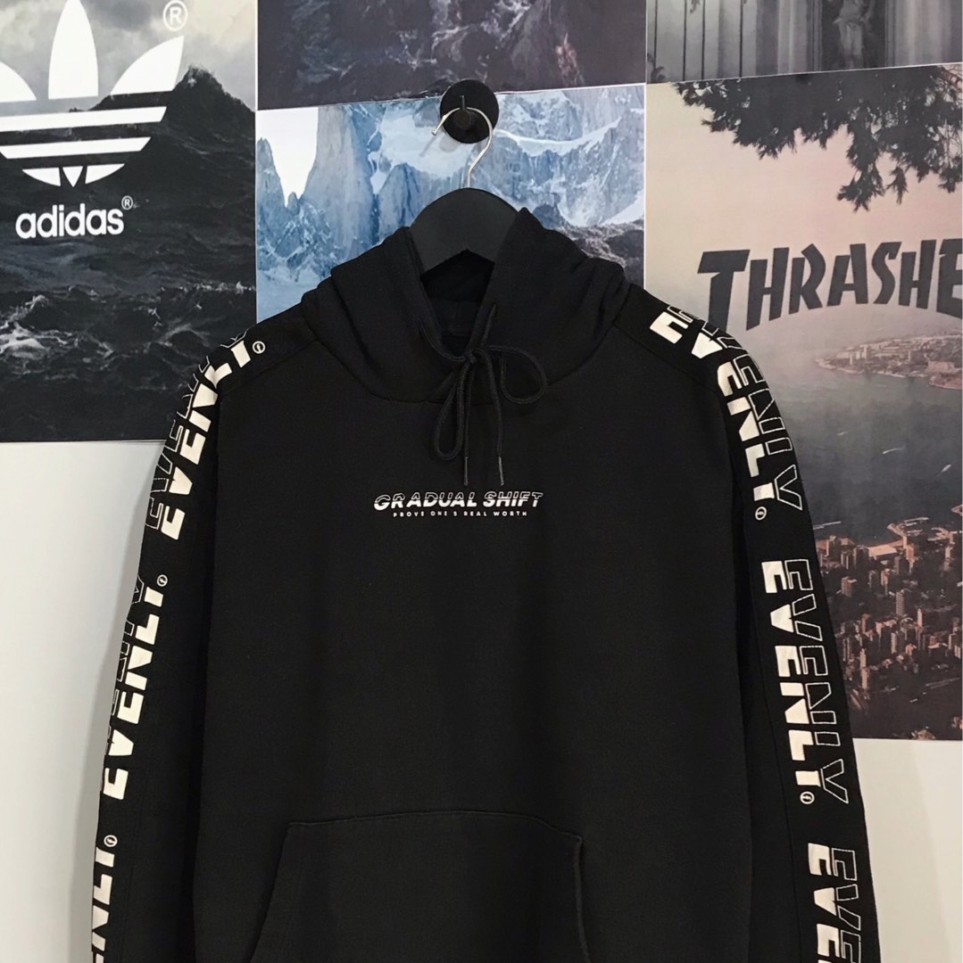 HOODIE FRANK STONE, Fesyen Pria, Pakaian , Baju Luaran di Carousell