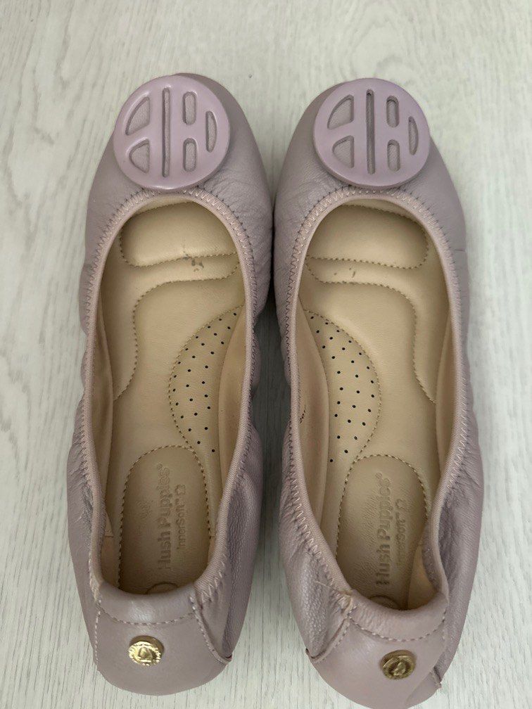 Hush Puppies Leather Flats, Women's Fashion, Footwear, Flats on Carousell