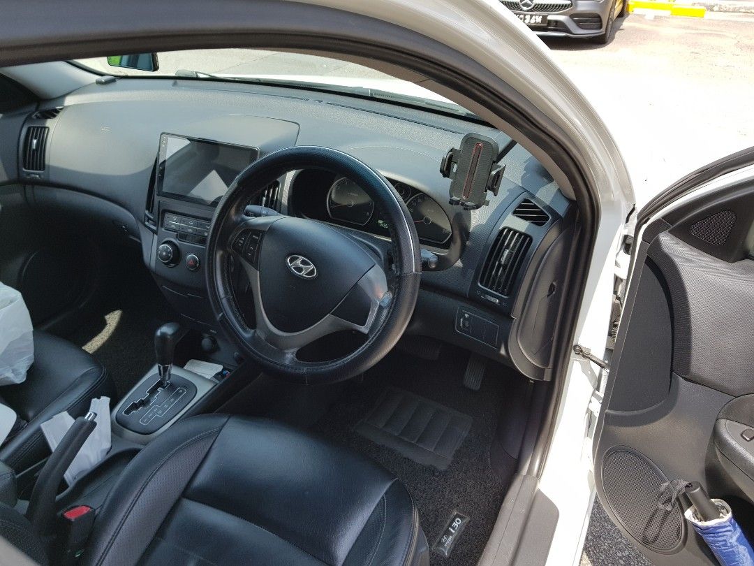 Hyundai i30 Hatchback 1.6A Sunroof Auto, Cars, Used Cars on Carousell