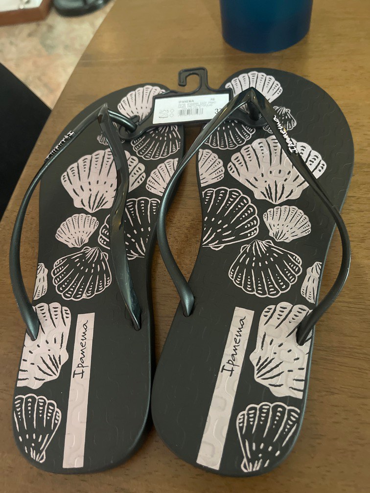 kapani black slide flip flop
