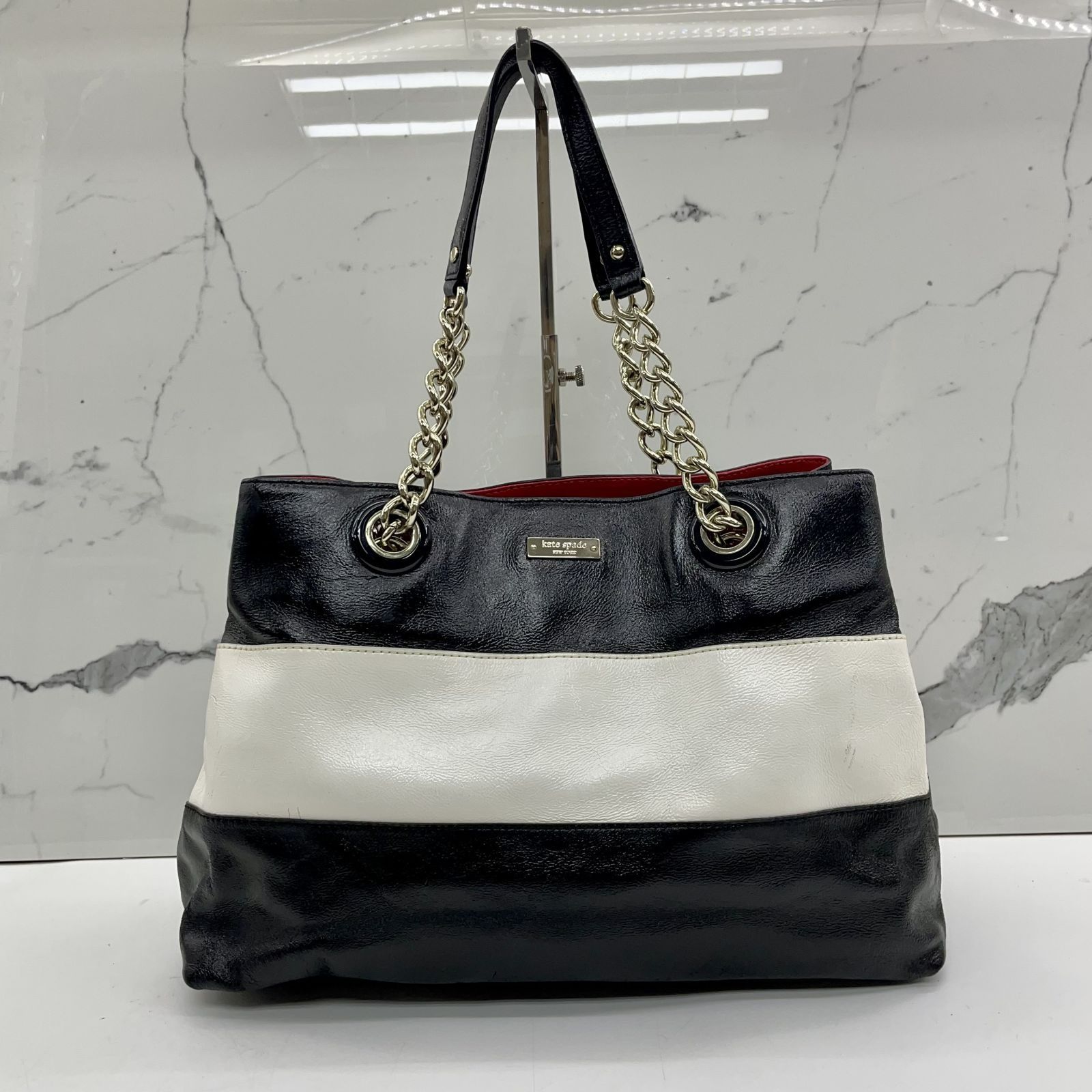 KATE SPADE BLACK WHITE LEATHER PATENT CHAIN TOTE BAG 237017818 KM
