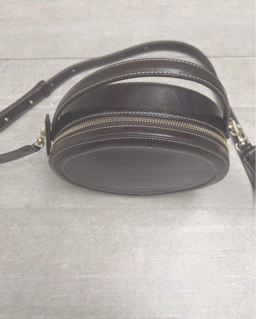 Korean brand Koimooi egg bag, Women's Fashion, Bags Wallets - Main Image