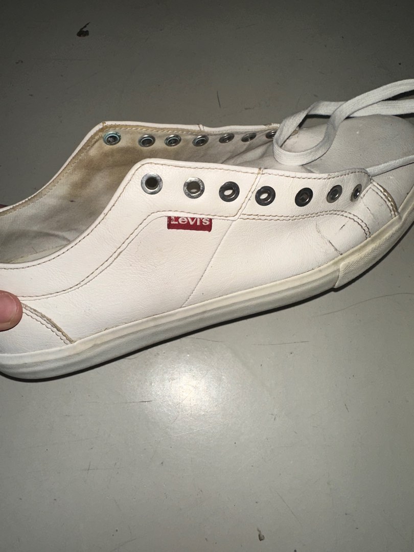 Levis white shoes sneakers Men s Fashion Footwear Sneakers on Carousell