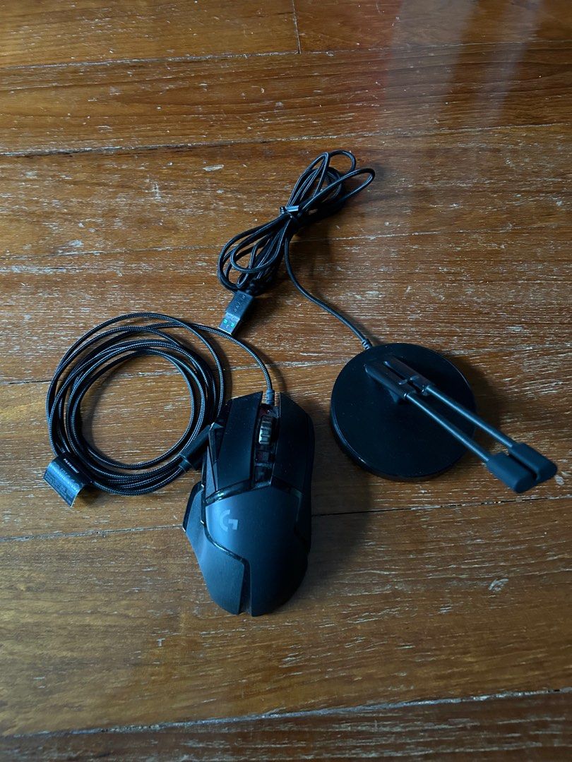 Logitech G502 HERO and Razer Bungee V3 Chroma, Computers & Tech, Parts & Mouse Carousell