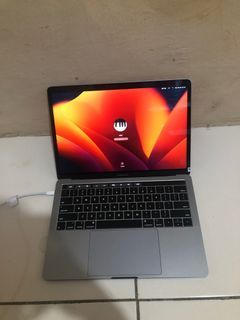 MacBook pro 13 Inch 2019 8/512GB