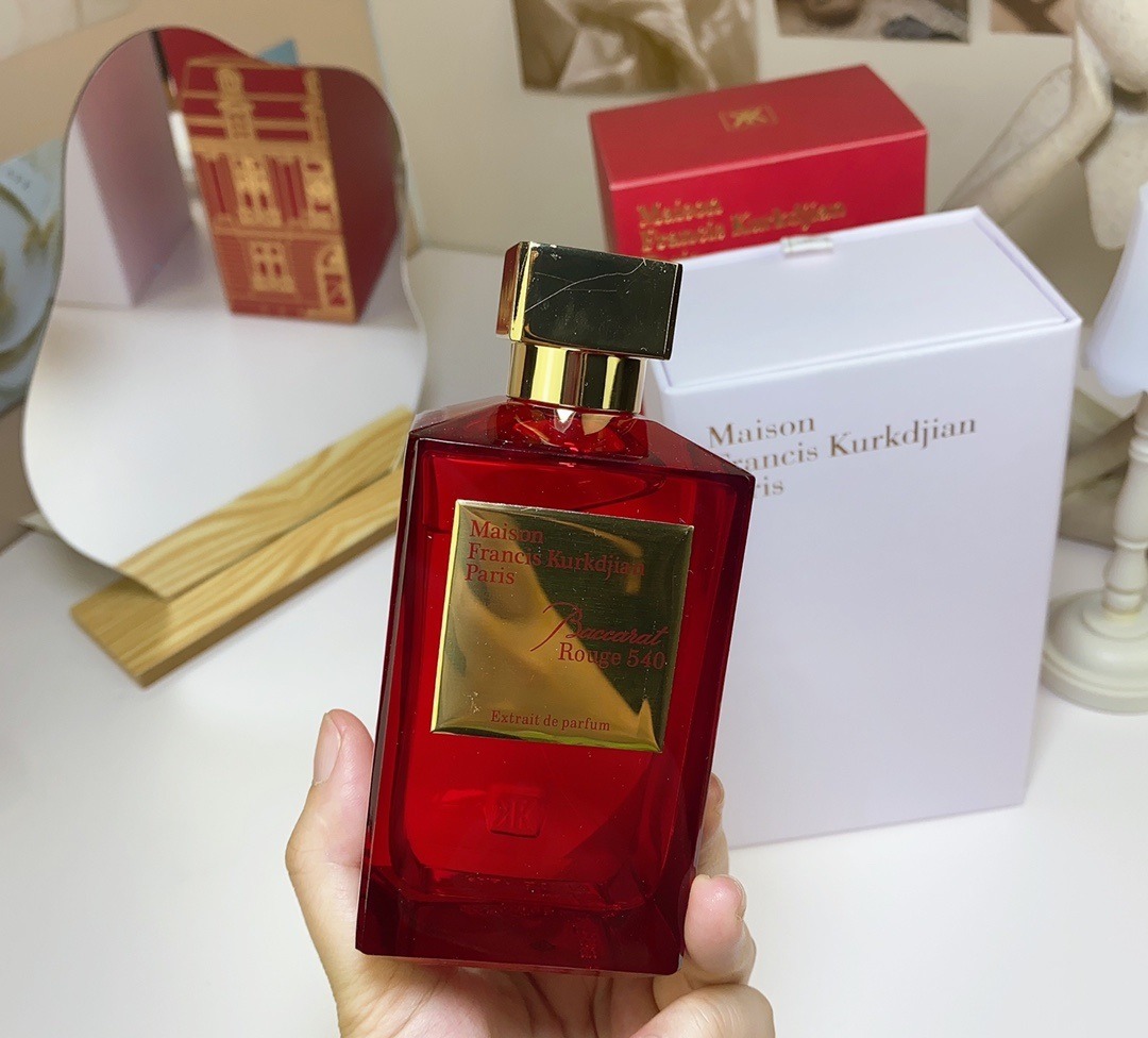 MAISON FRANCIS KURKDJIAN Baccarat Rouge 540 extrait de parfum 200ml