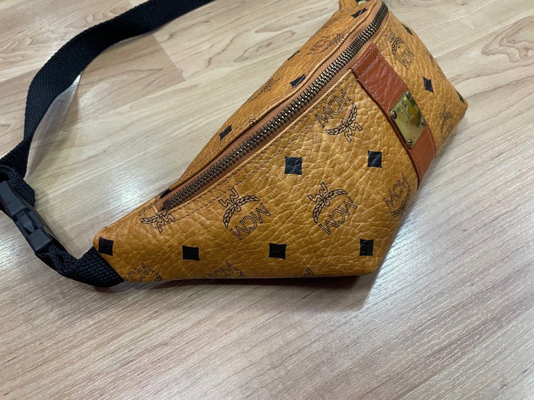 Vintage mcm fanny sale pack