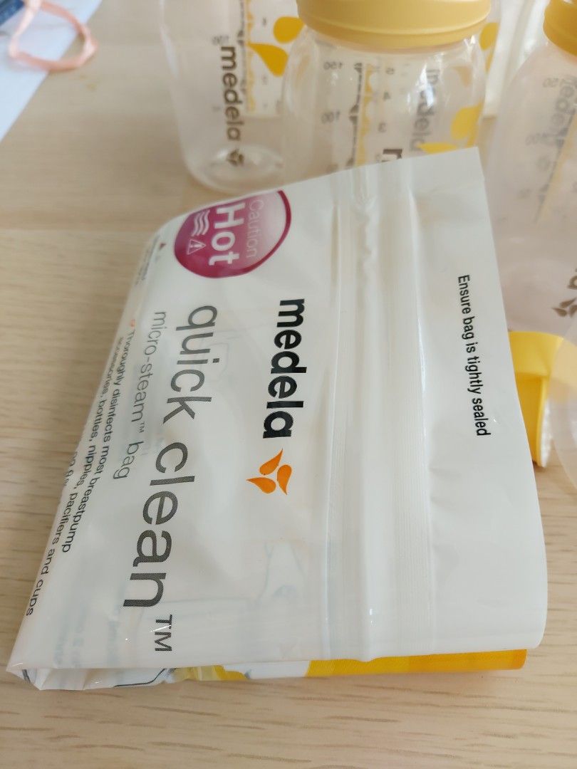 Medela moms room sample box hotsell