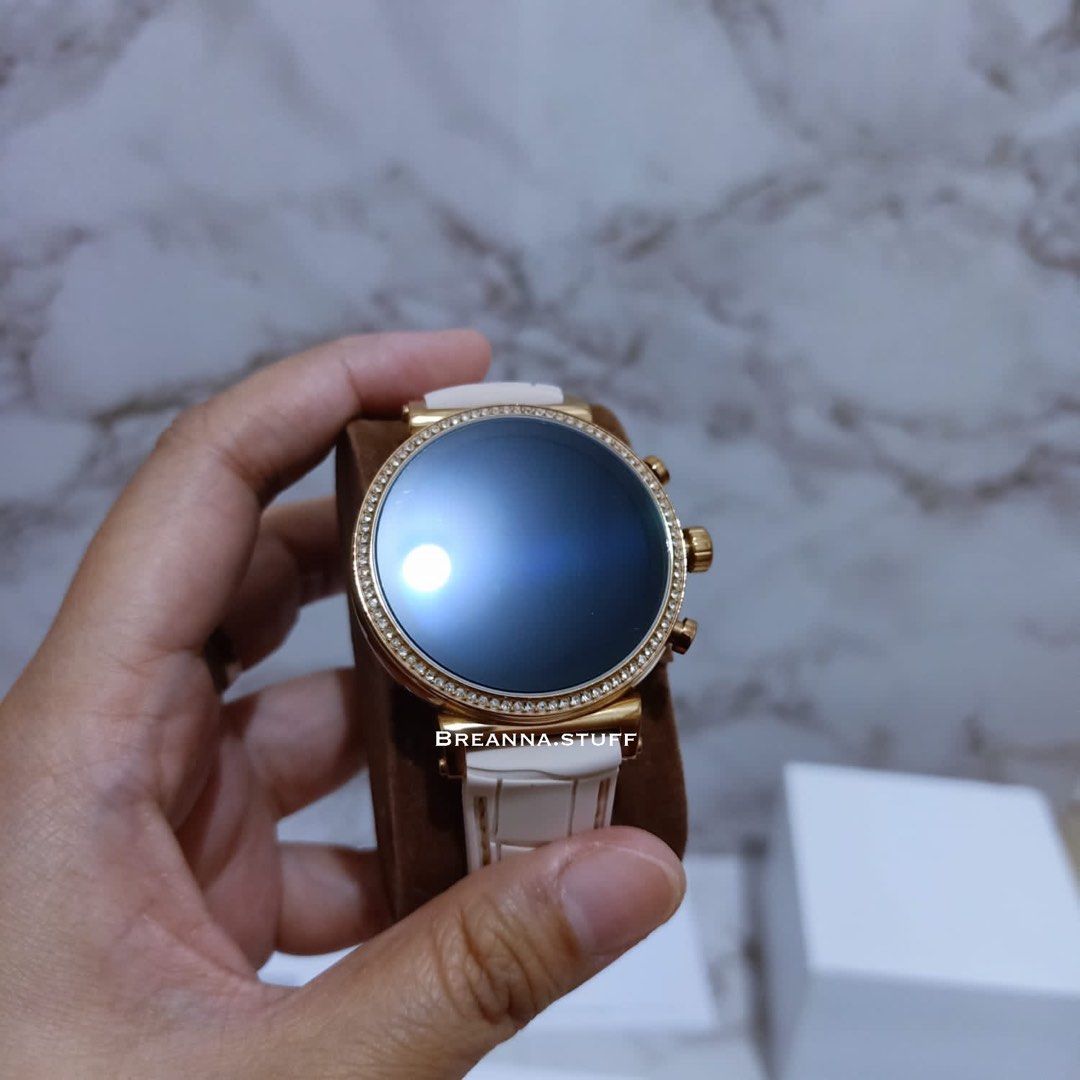 Jam tangan michael kors smartwatch online