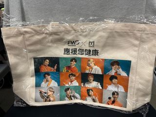 （分類：）位於 。 由 thefairyd 提交（商品編號 1238978191，圖片 1）。簡介： 。