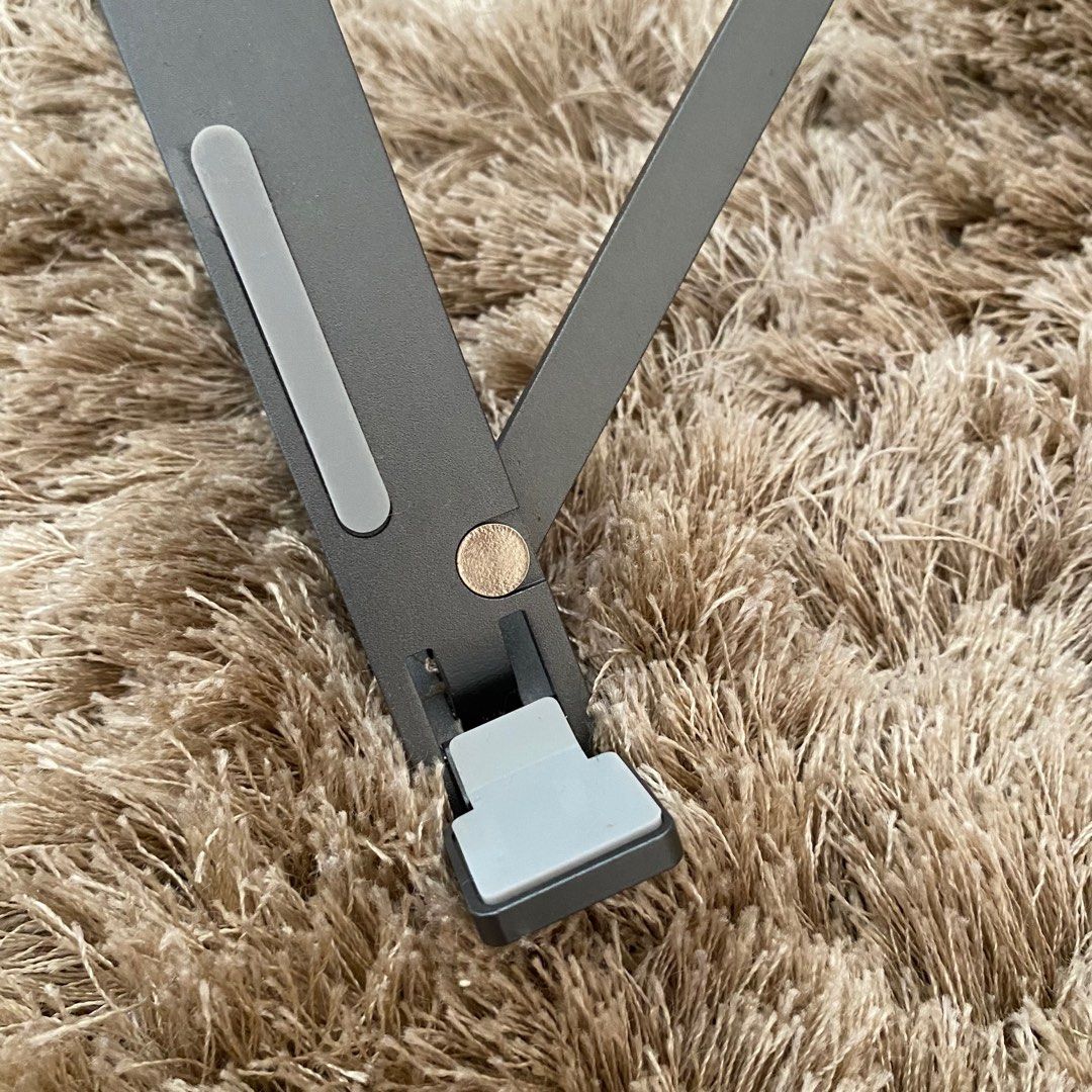 mono dsign laptop stand on Carousell