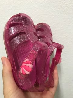 (Category: ) located in . Submitted by syahiralee (Listing ID 1239006273, Image 1). Description: .