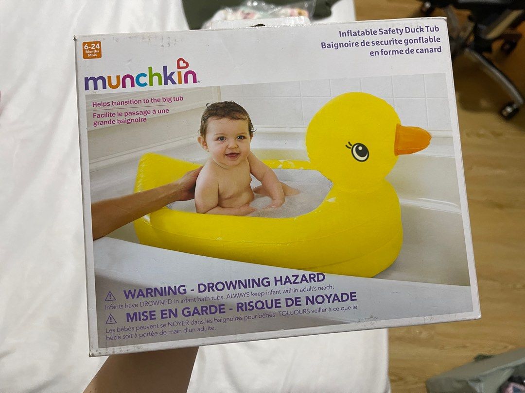 Munchkin Inflatable Duck Bath Tub (Category: Bathtub & Bath Accessories) located in Manila. Submitted by act92 (Listing ID 1238978536, Image 1). Description: Selling Munchkin Inflatable Bath Tub Great to use when traveling! Bough for 1250 Only opened and took out to check, but never used Built-in White Hot® technology tells you when the water is too hot for baby’s sensitive skin. The textured non-slip surface keeps baby secure, and the convenient