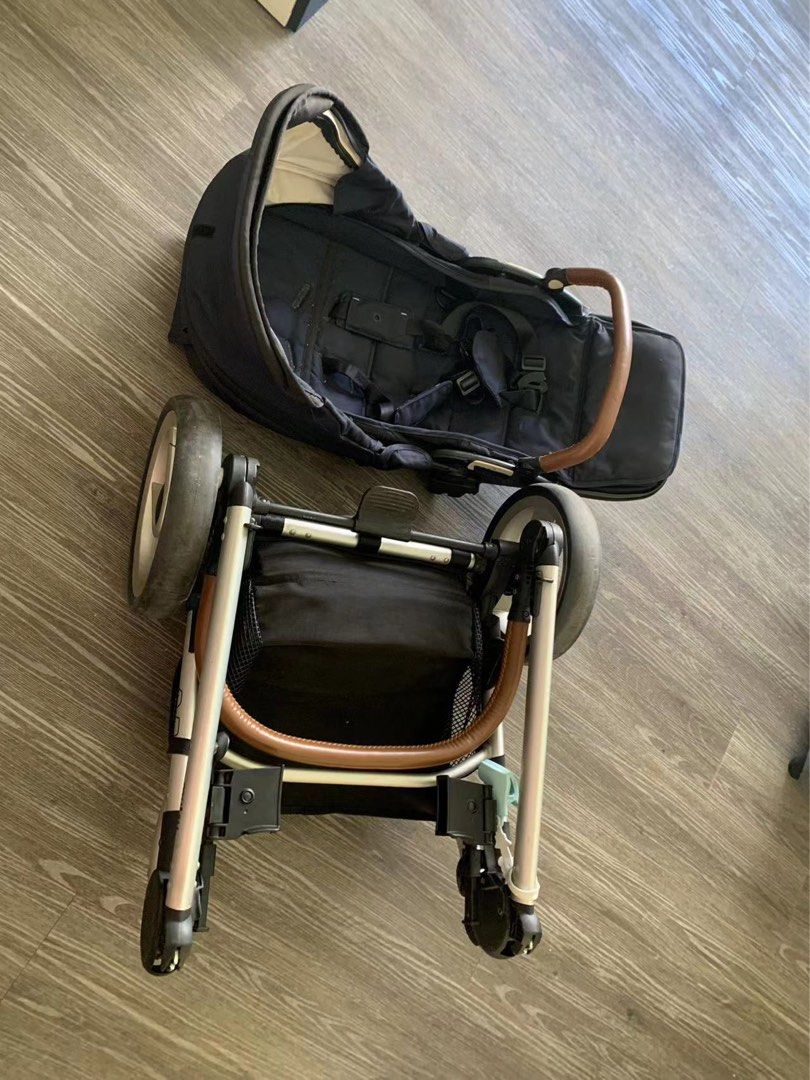Mutsy Evo stroller urban collection