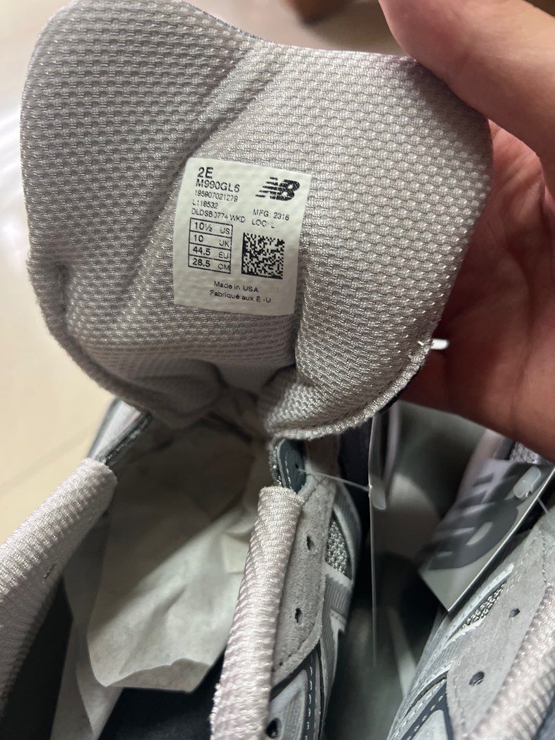 New balance 990v6 us10.5 2E 全新可小議, 男裝, 鞋, 波鞋- Carousell