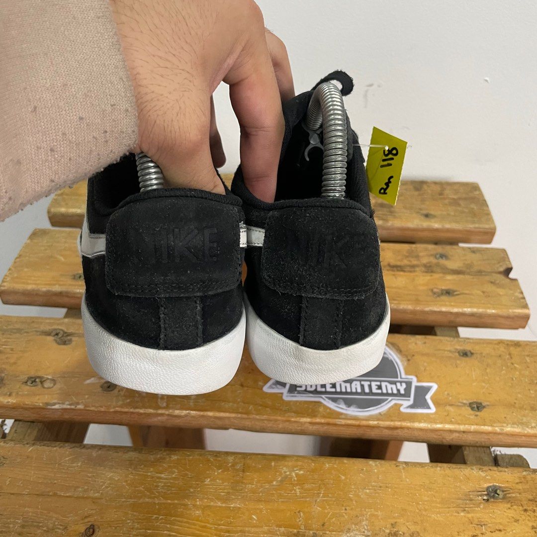Nike blazer low sd black store